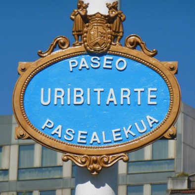 Free Tours Bilbao - Paseo Uribitarte